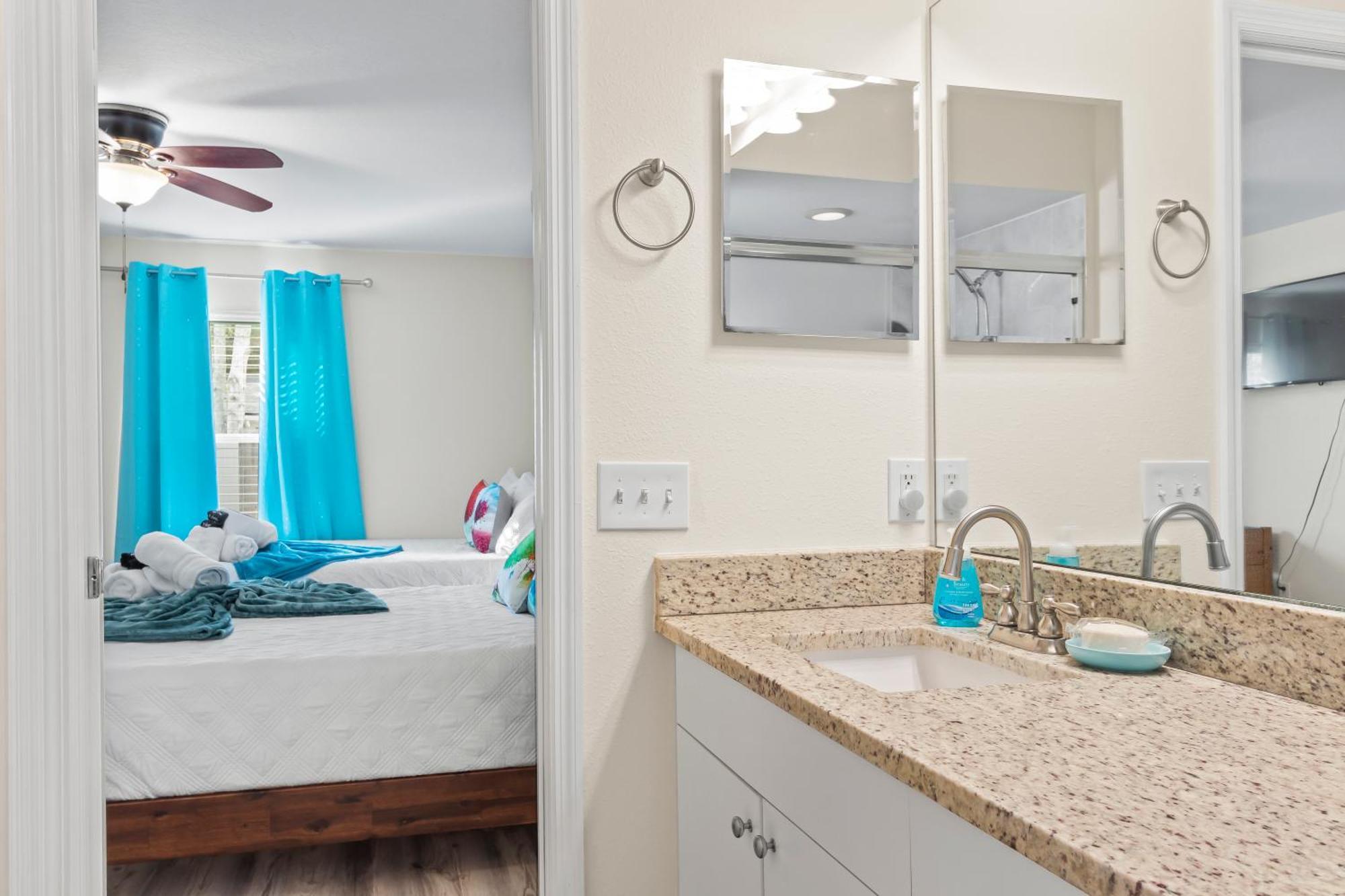 Saltylux16 Heated Saltwater Pool, Near Beach, Honeymoon Island, Farmer Market Clearwater Extérieur photo